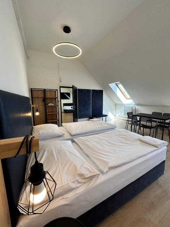 Studio - Powder Tower Suites
